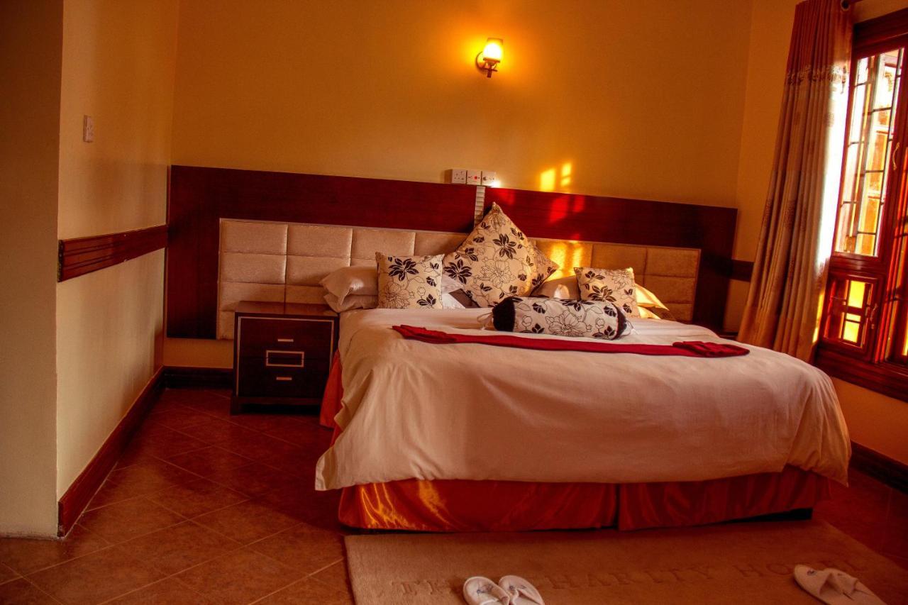 The Charity Hotel International Аруша Экстерьер фото