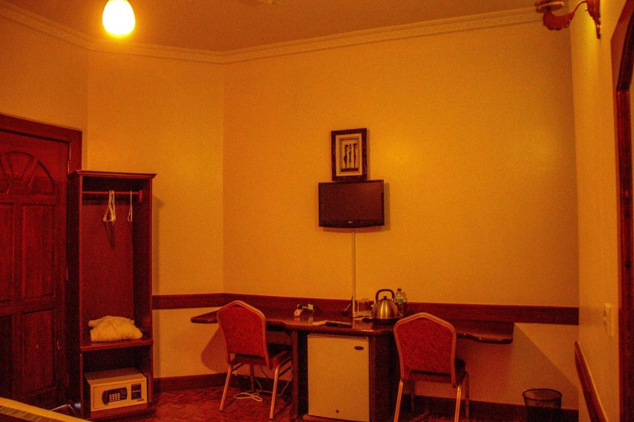The Charity Hotel International Аруша Экстерьер фото