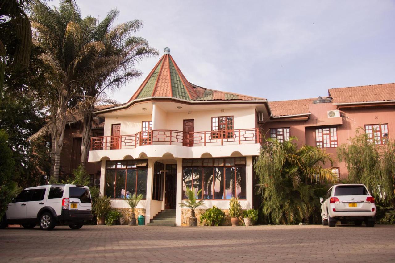 The Charity Hotel International Аруша Экстерьер фото
